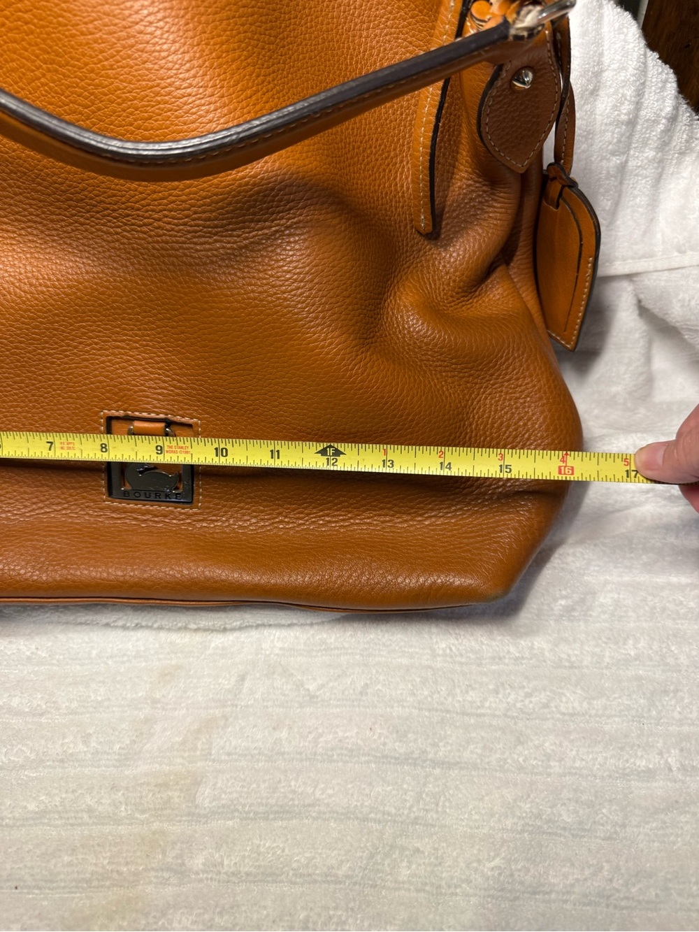 Dooney and Bourke shoulder bag - Picture 10 of 11